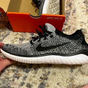 Mens Nike Free Run Flyknit size 12